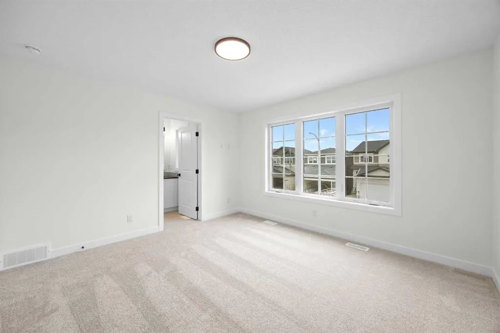 41 Hotchkiss Gardens SE