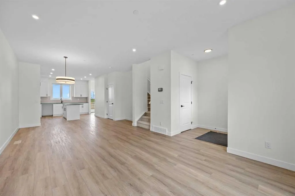 41 Hotchkiss Gardens SE