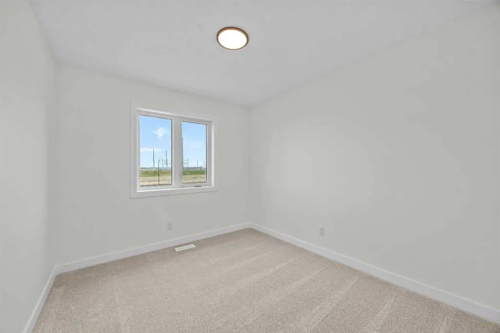 41 Hotchkiss Gardens SE