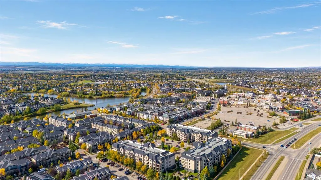 310 Mckenzie Towne Gate SE #1211