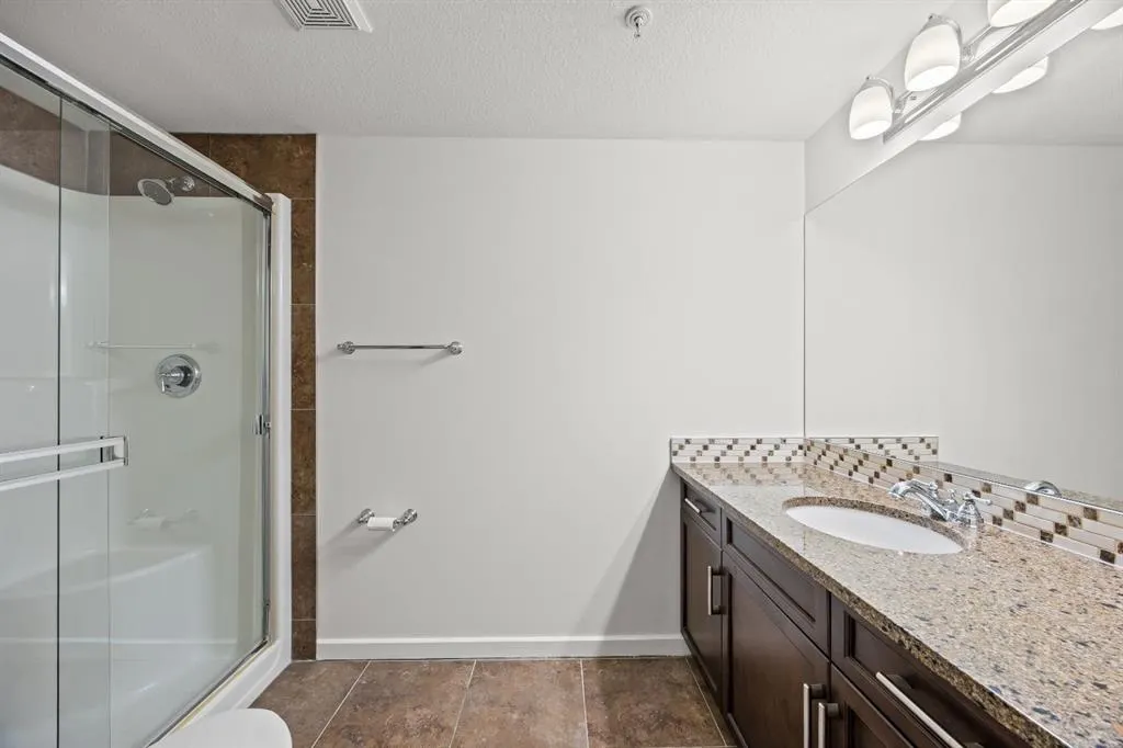 310 Mckenzie Towne Gate SE #1211