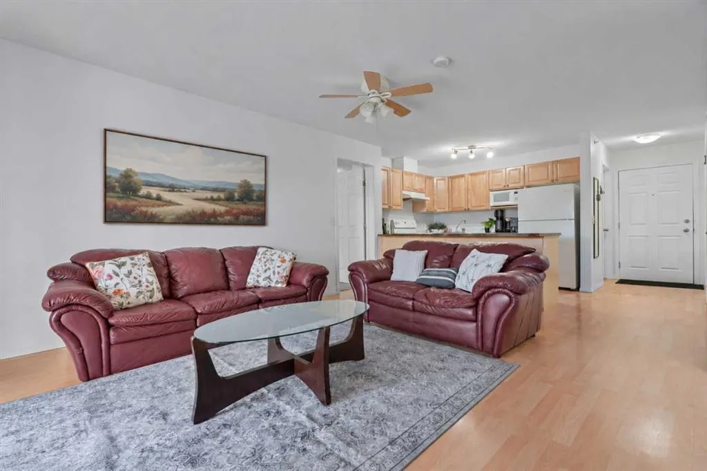174 N Railway Street #401