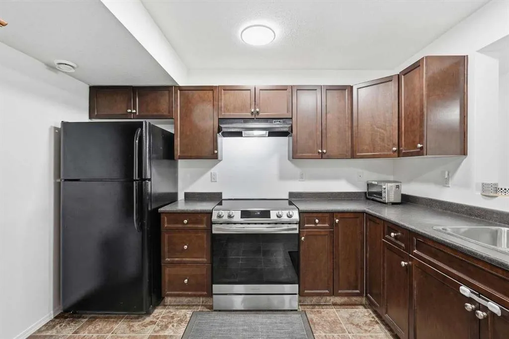 8 Bayside Place #400