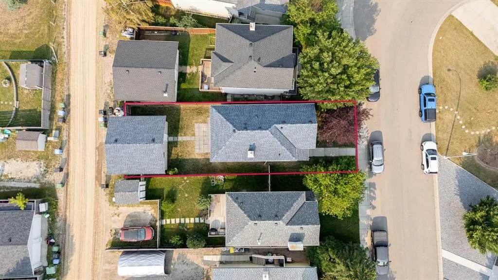 152 Covewood Green NE