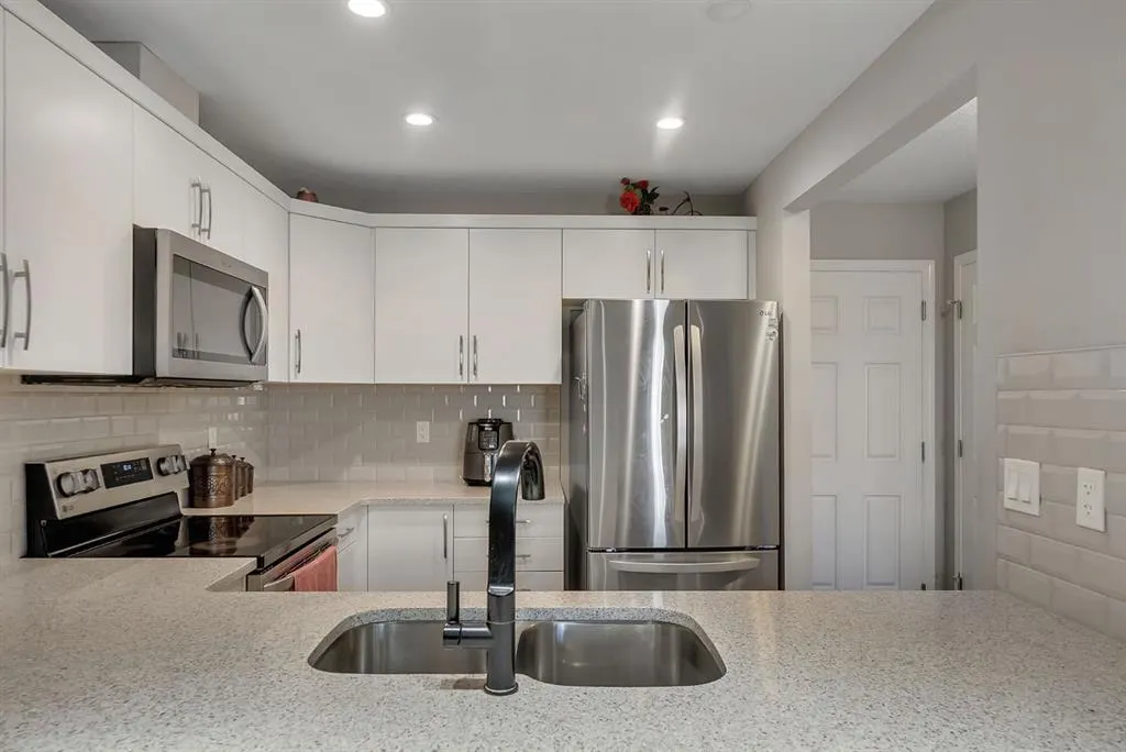 245 Cityscape Boulevard NE