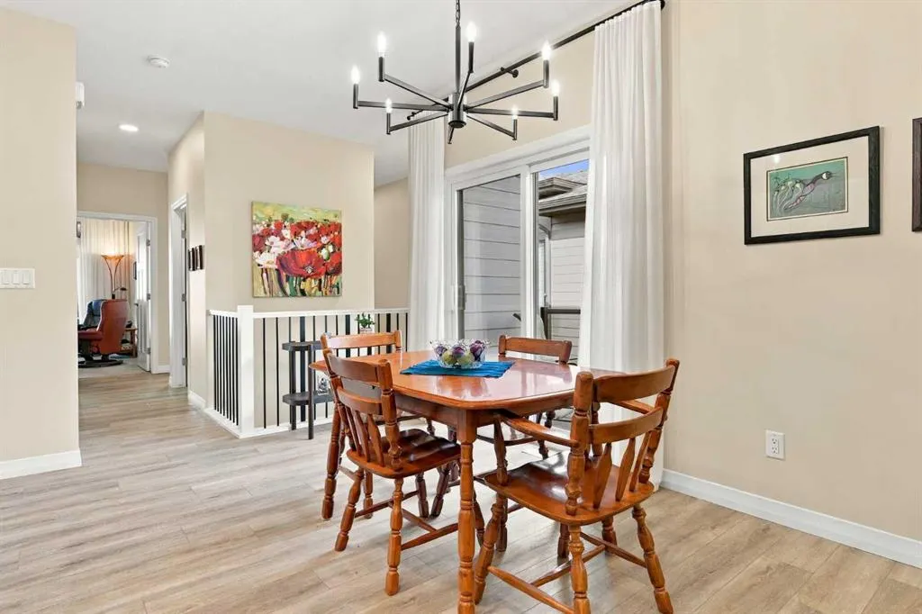 1911 Mahogany Boulevard SE