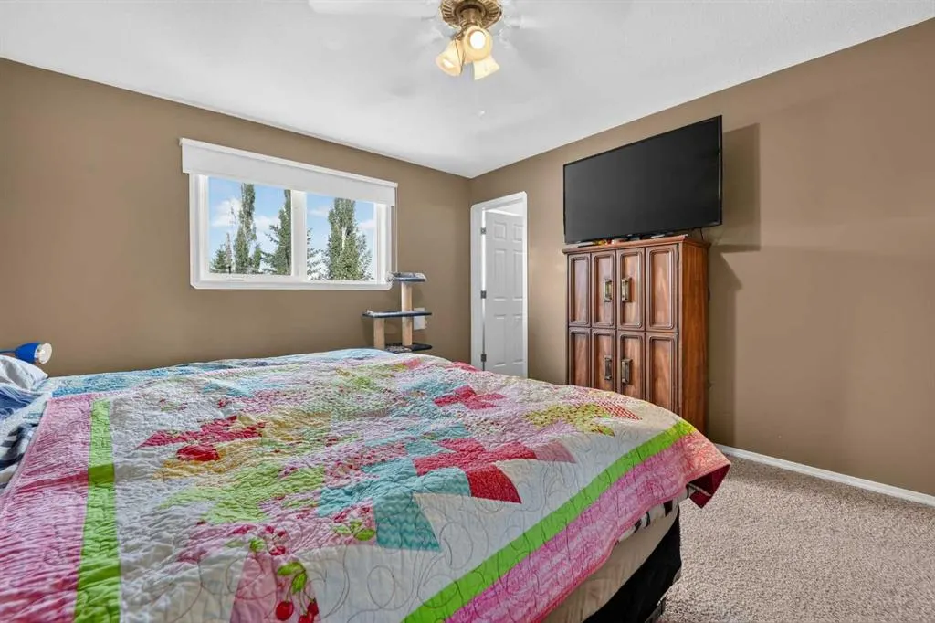 338 Silkstone Cove W