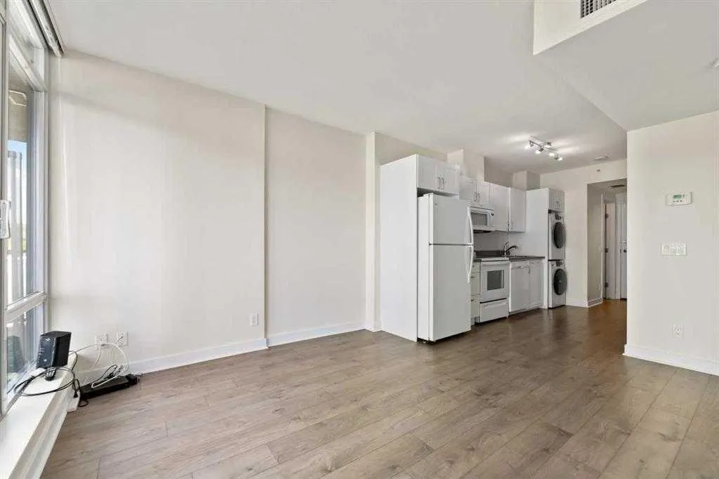 10 Brentwood Common NW #410