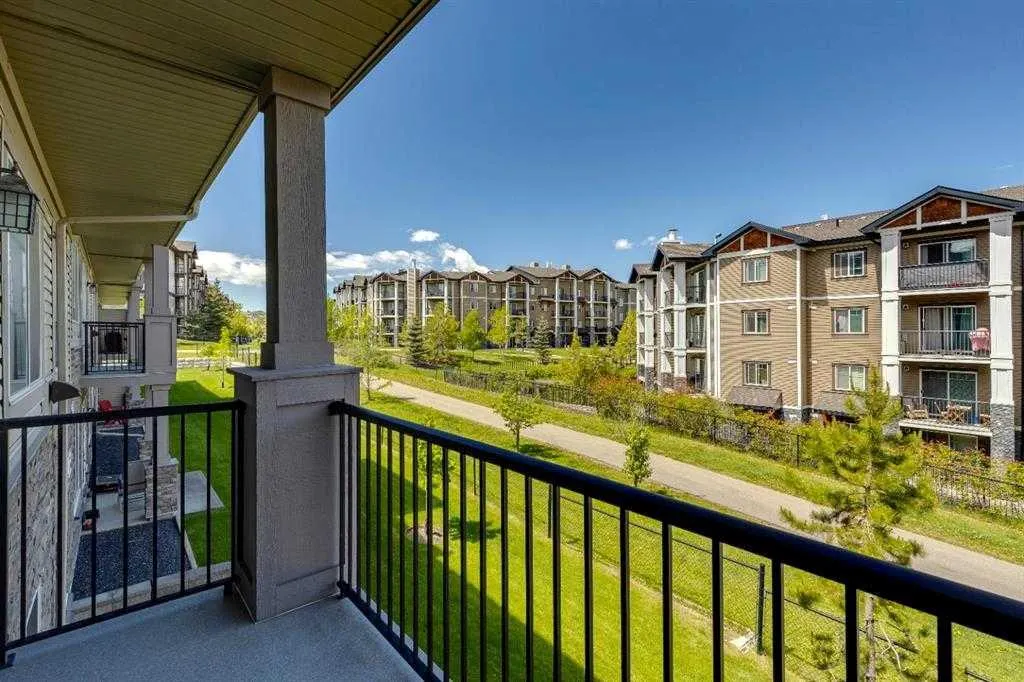 22 Panatella Road NW #207