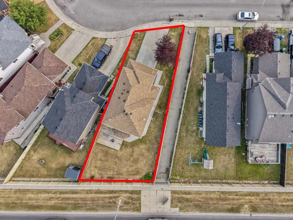 187 Martinvalley Crescent NE