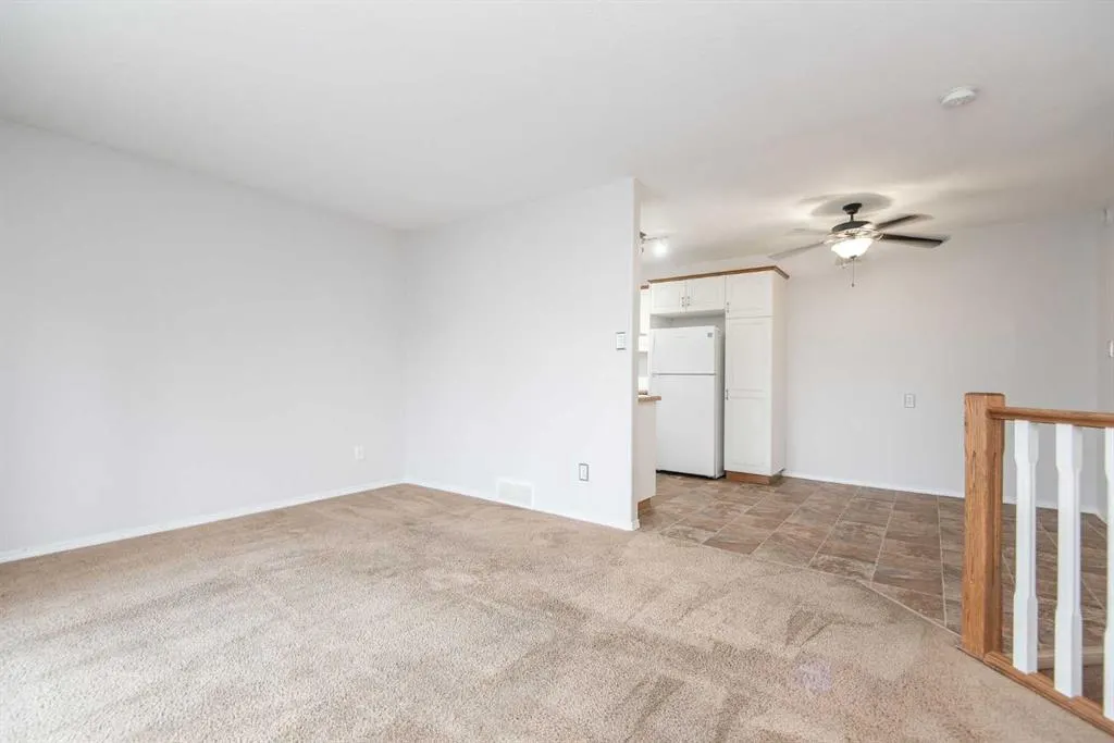 4626 44 Street #5