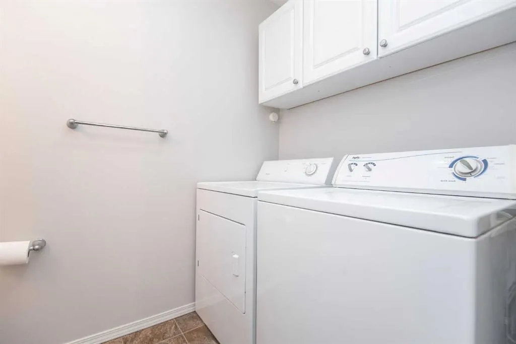 4626 44 Street #5