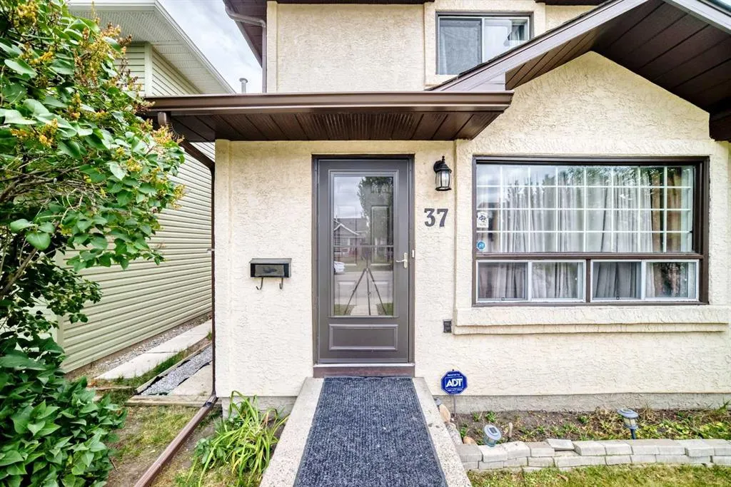 37 Martinridge Way NE