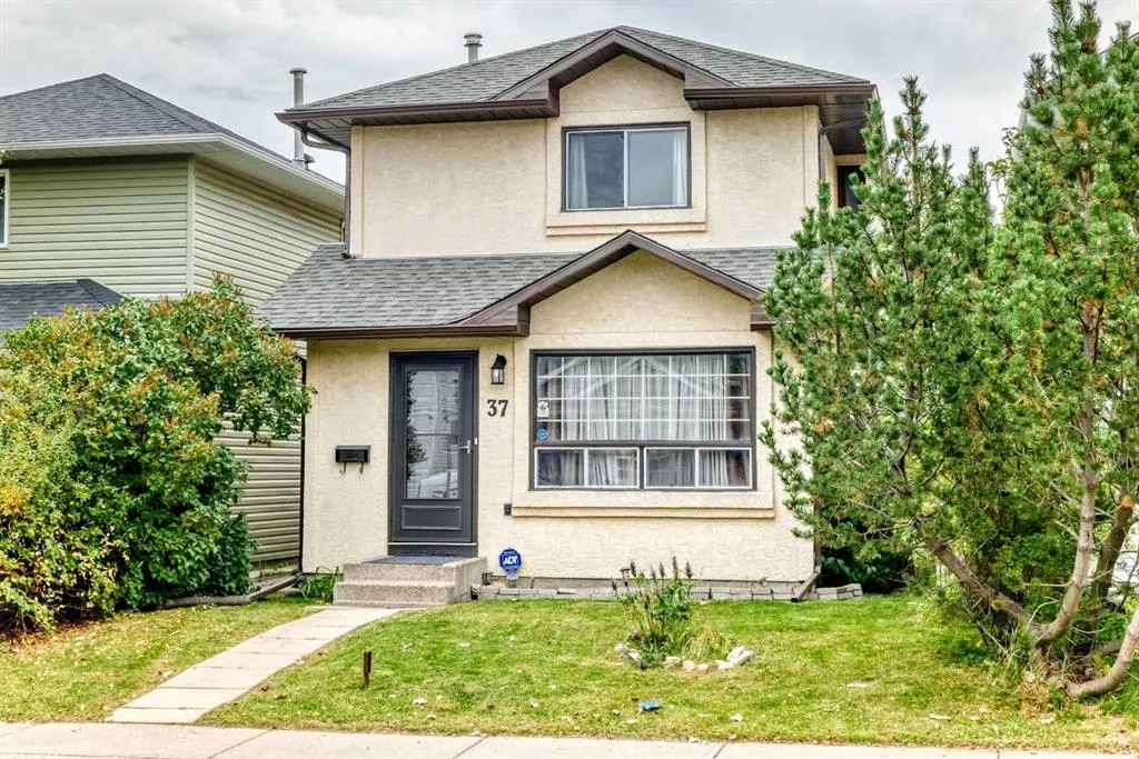 37 Martinridge Way NE