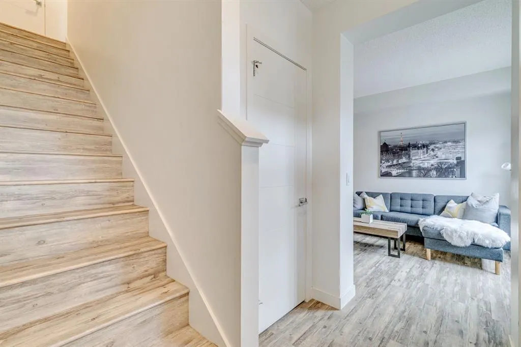 100 Walgrove Court SE #4301