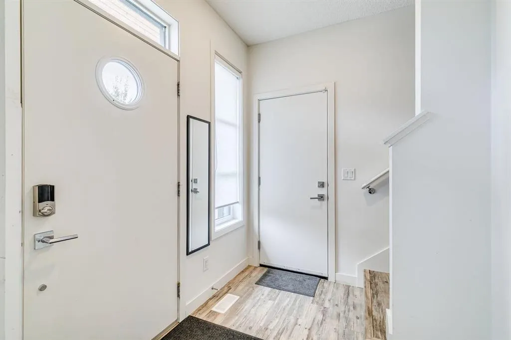 100 Walgrove Court SE #4301