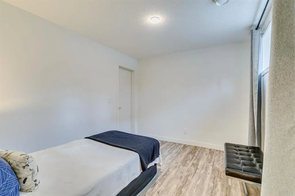 100 Walgrove Court SE #4301