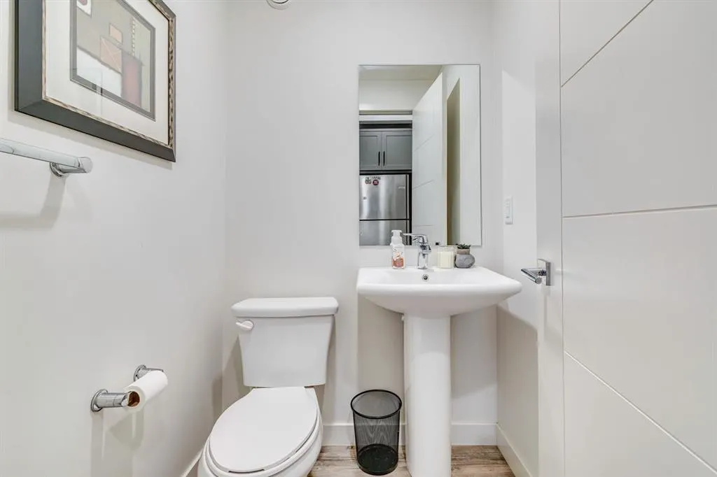 100 Walgrove Court SE #4301