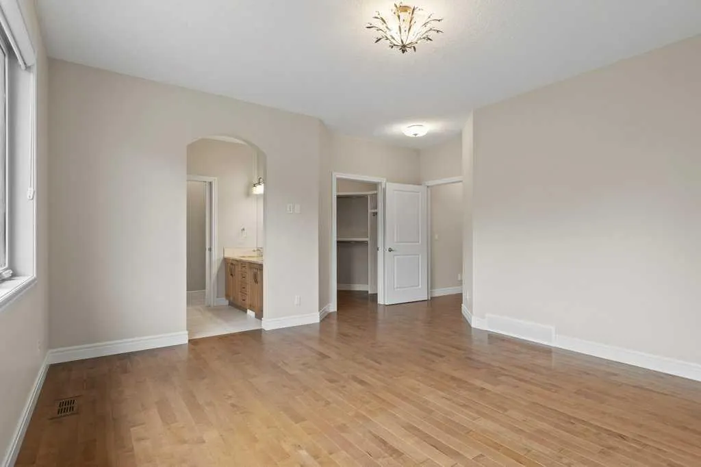 123 West Grove Rise SW
