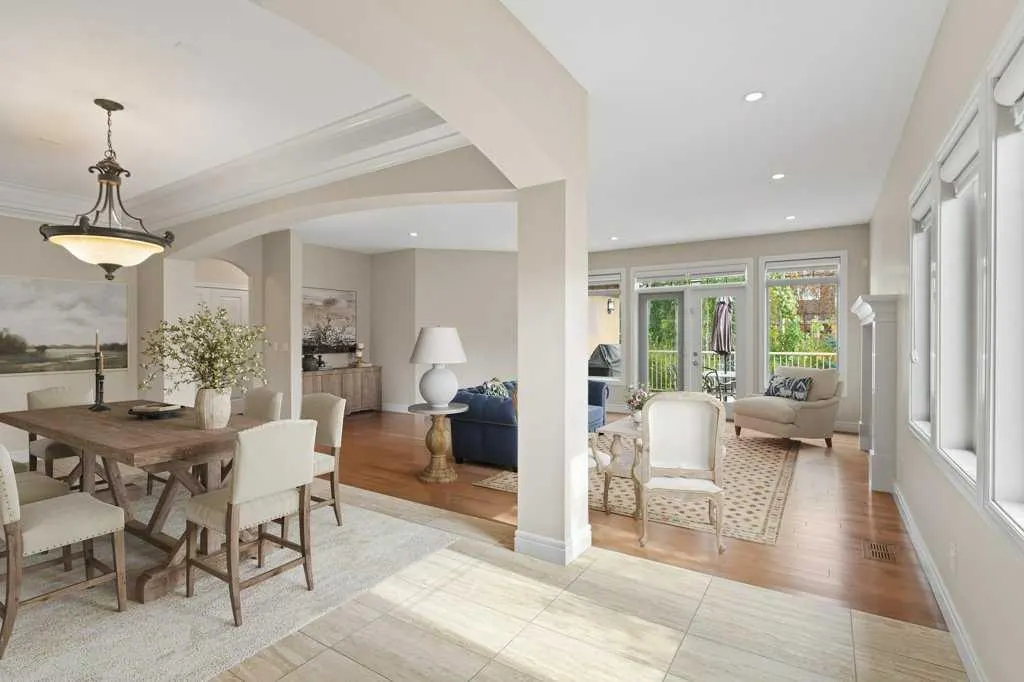 123 West Grove Rise SW