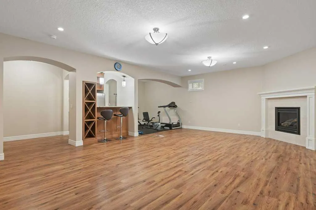 123 West Grove Rise SW