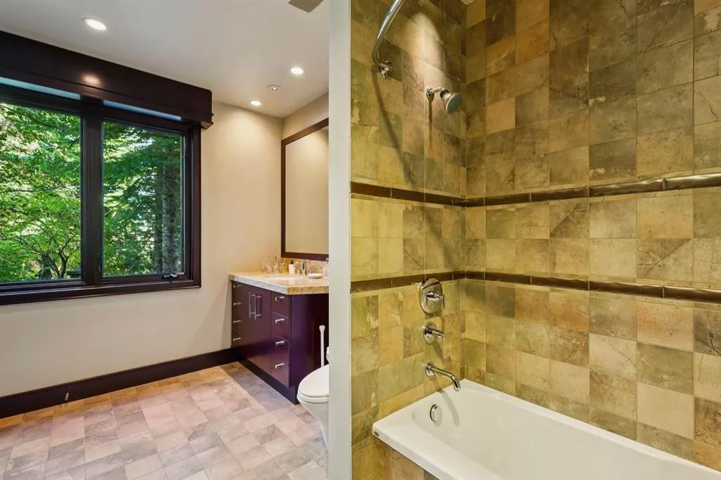 56 Granite Ridge