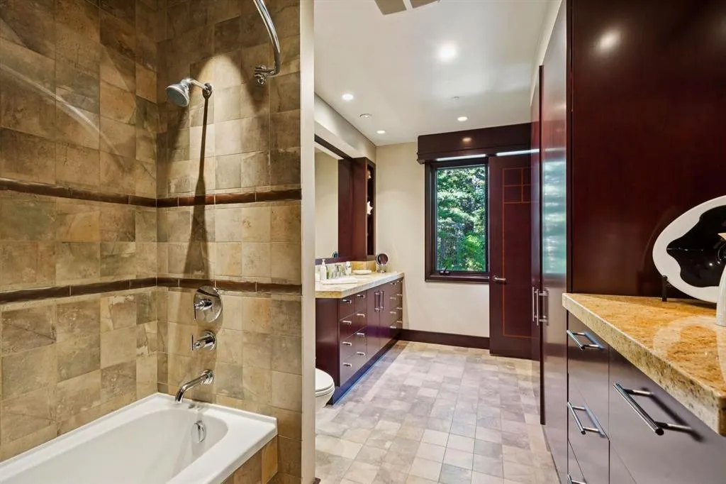 56 Granite Ridge