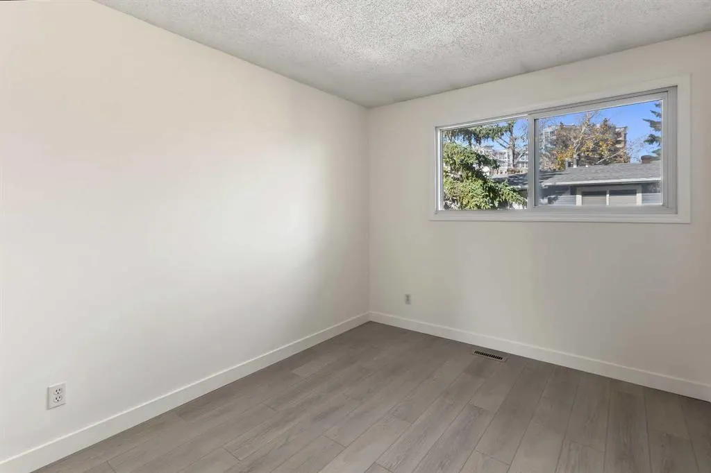 5315 53 Avenue NW #11