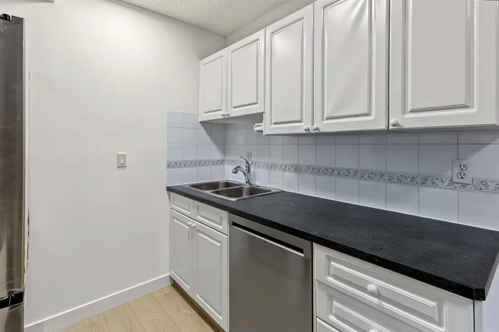 5315 53 Avenue NW #11