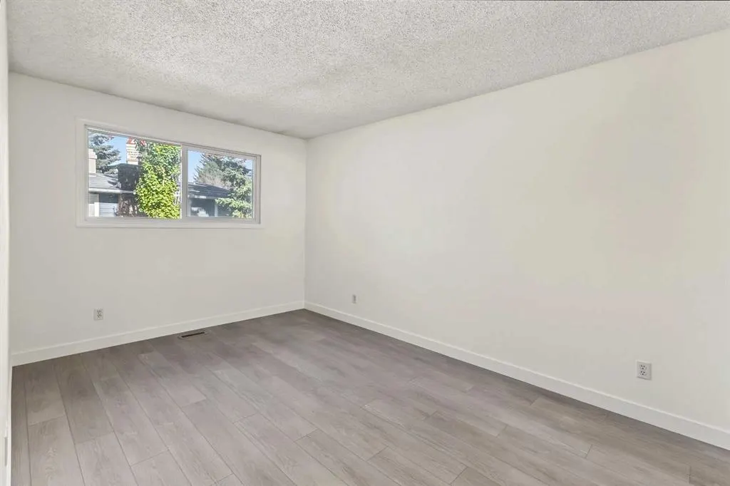 5315 53 Avenue NW #11