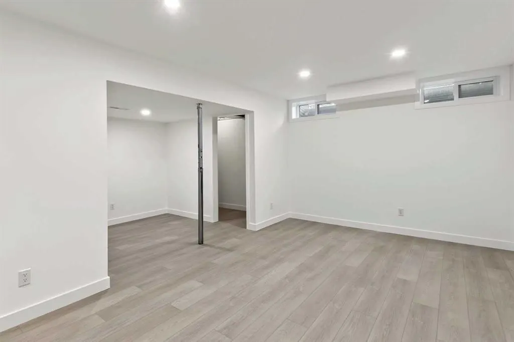5315 53 Avenue NW #11
