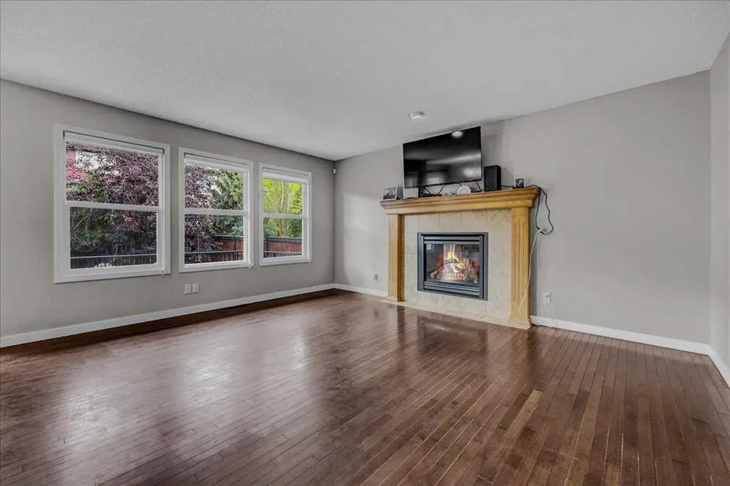 134 Autumn Close SE
