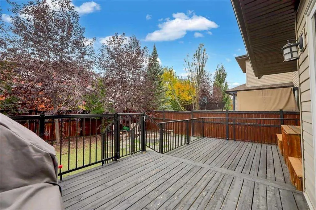 134 Autumn Close SE