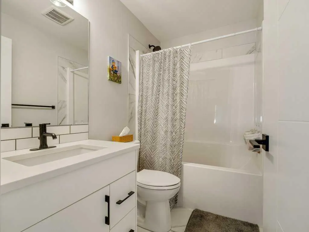 4531 Fairmont Gate S