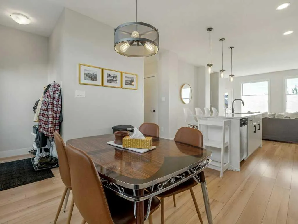 4531 Fairmont Gate S