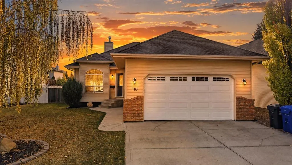 110 Ainsworth Crescent