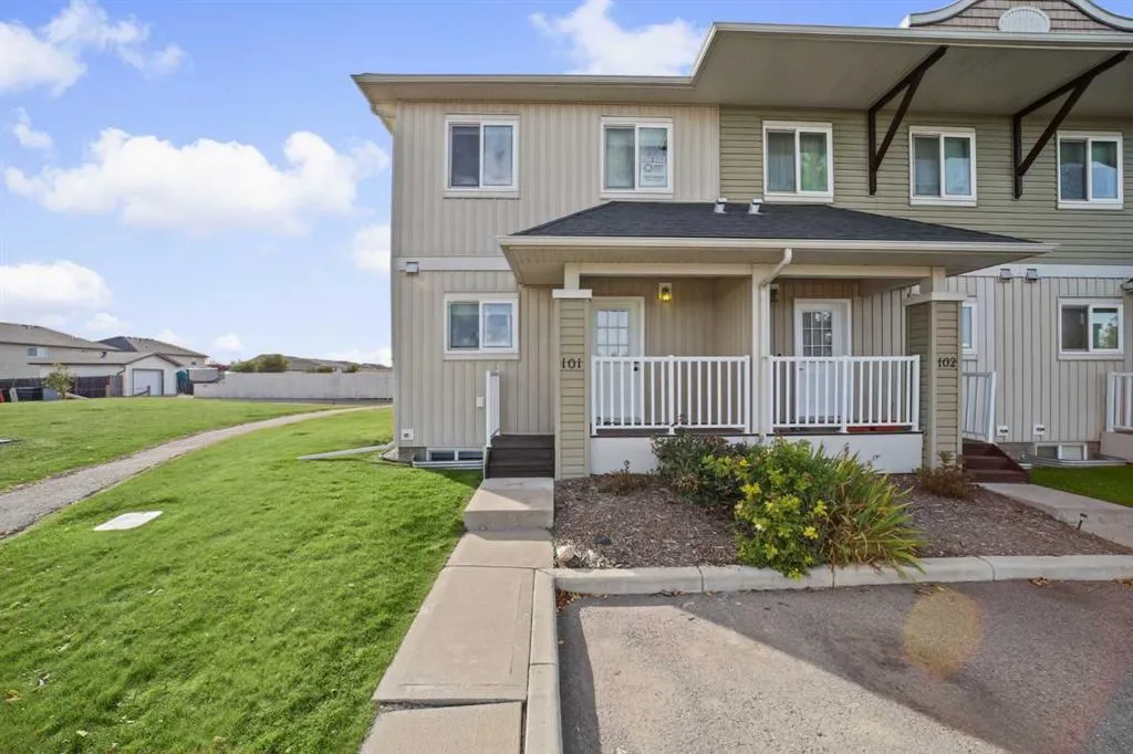 101 Clover Way