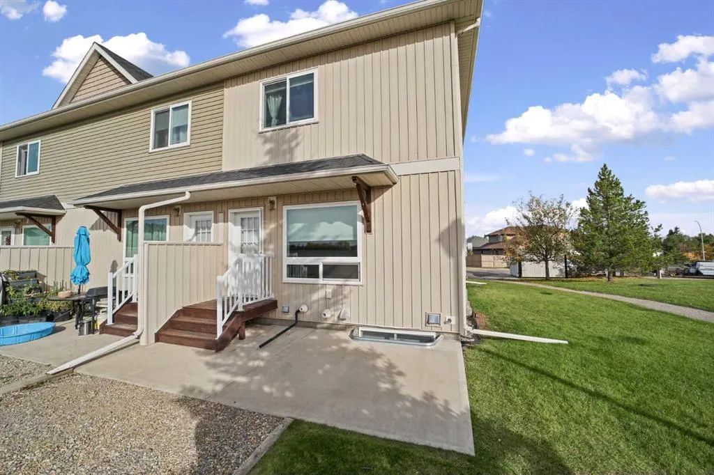 101 Clover Way