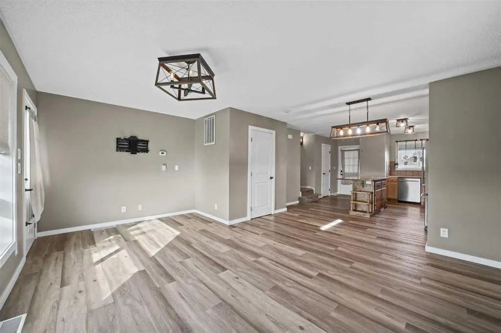 101 Clover Way