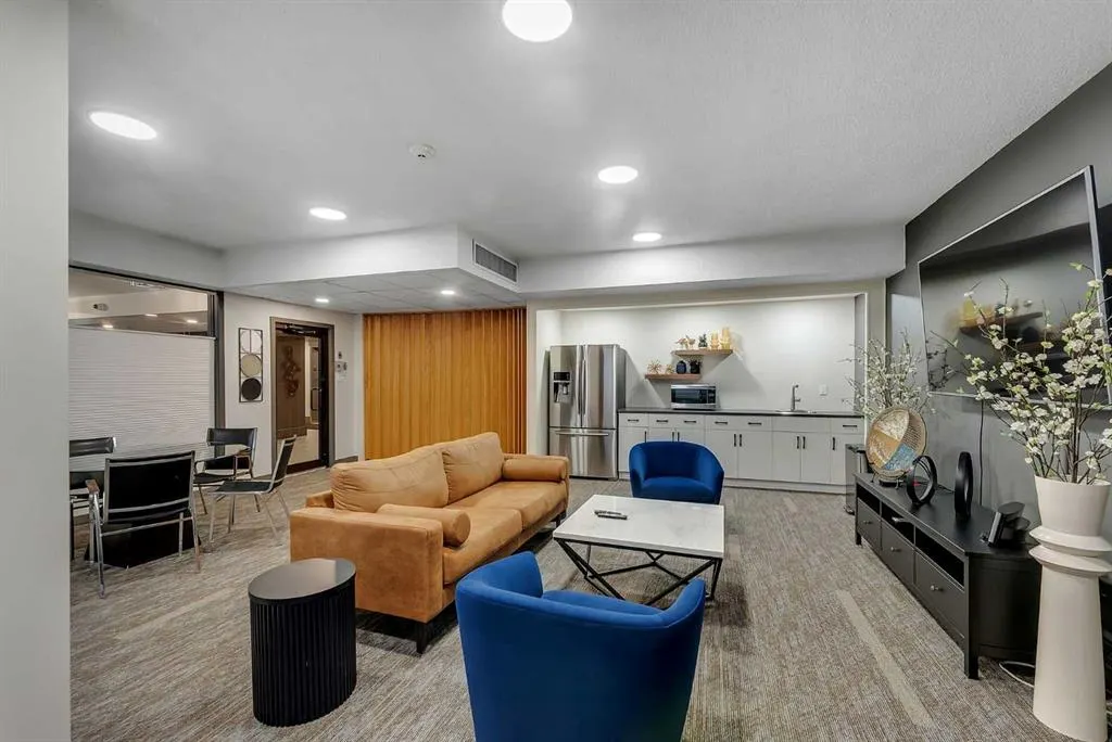 540 14 Avenue SW #920