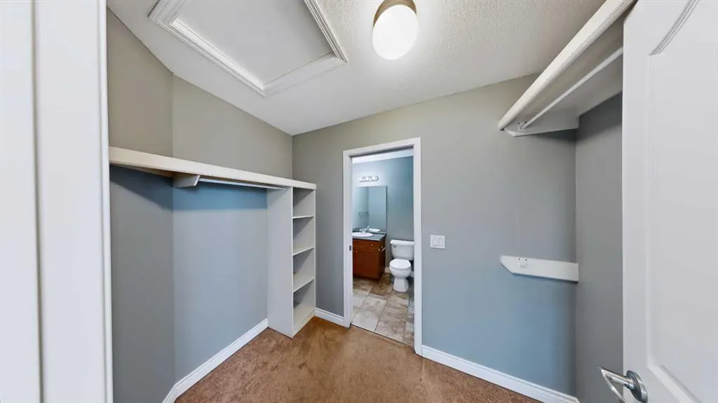 100 Fireweed Crescent
