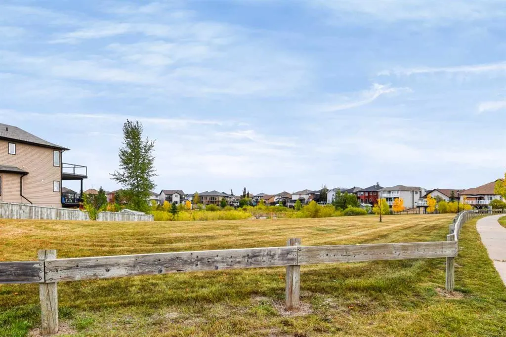 100 Fireweed Crescent