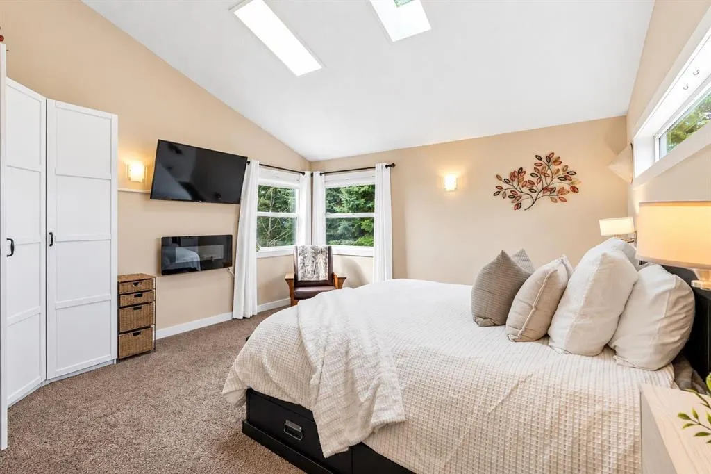 7 Big Hill Creek Estates