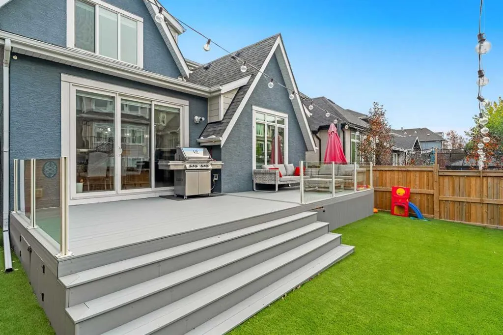 107 Masters Way SE