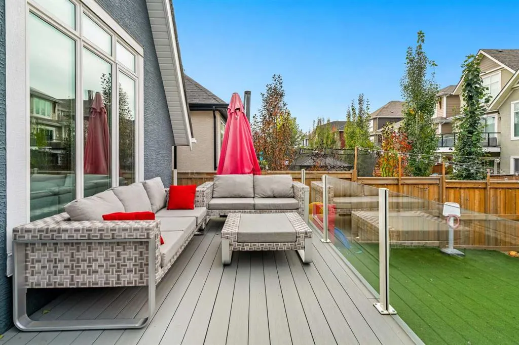 107 Masters Way SE