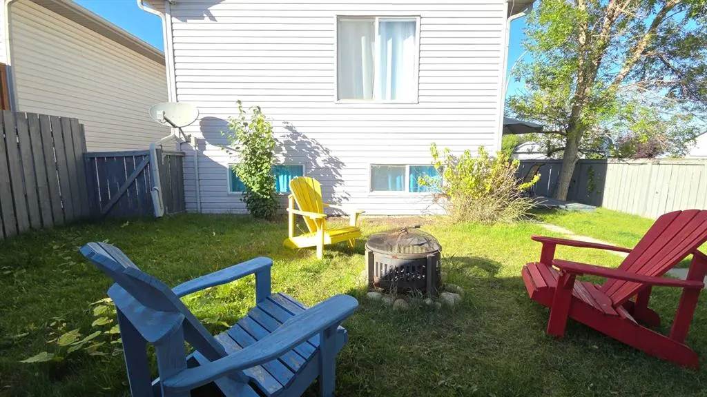 152 Coverton Close NE