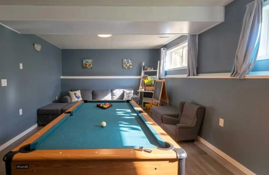 152 Coverton Close NE