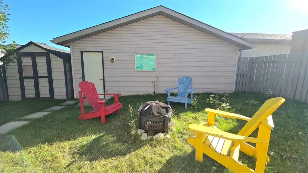 152 Coverton Close NE