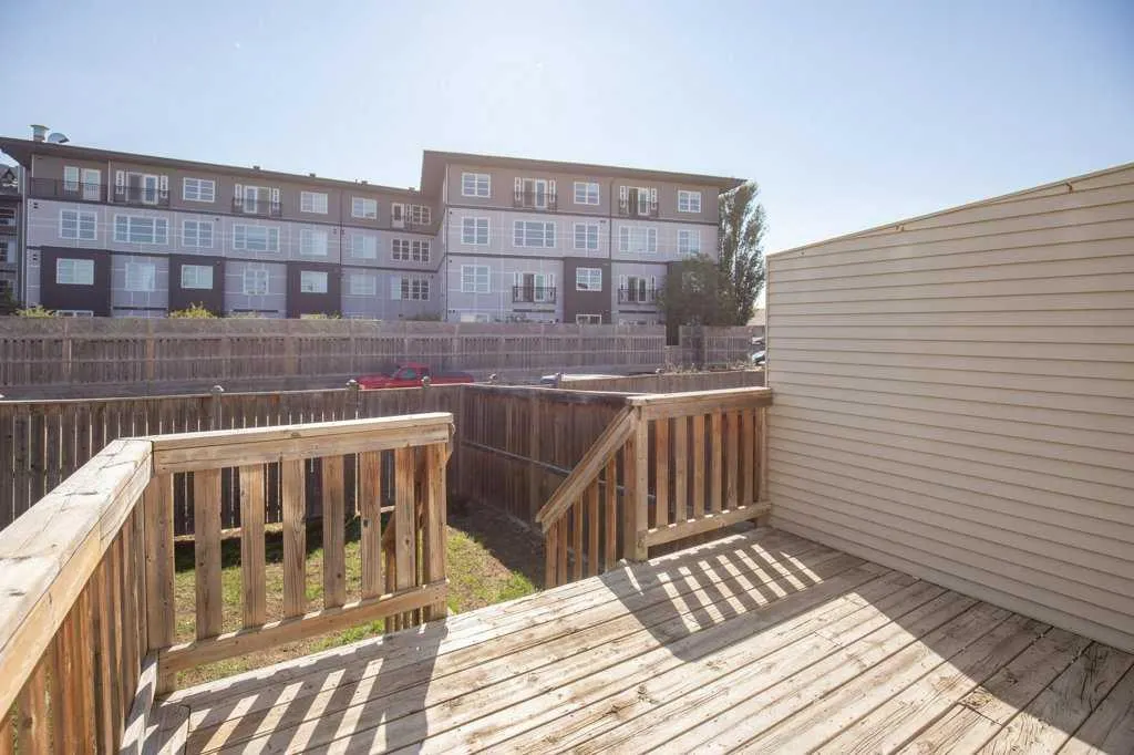 127 - 129 Lyons Close