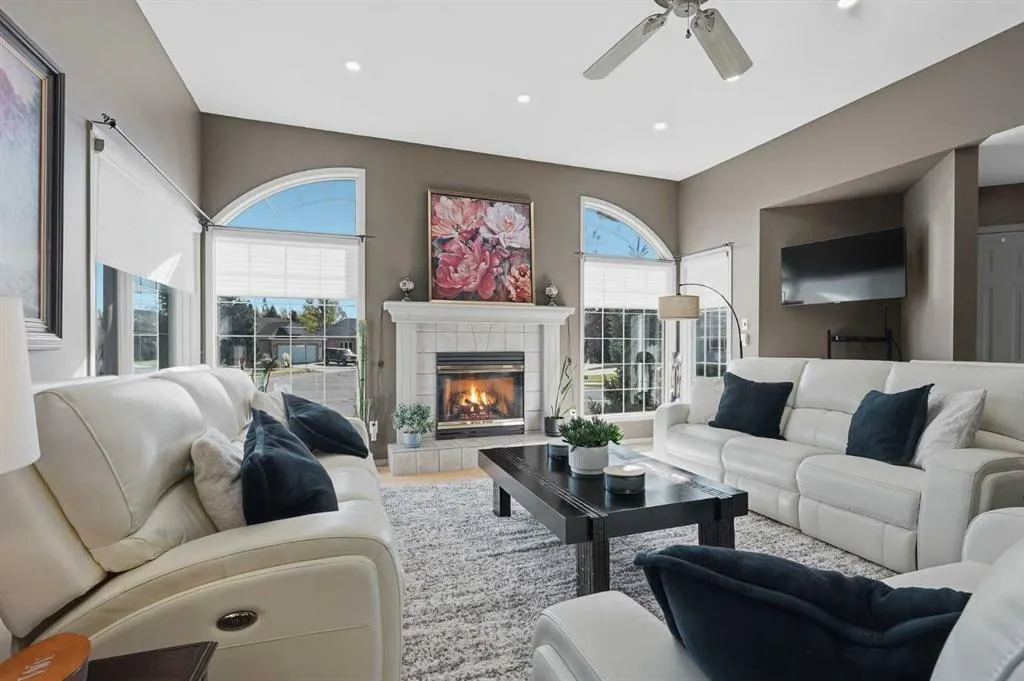 103 Canyon Terrace W